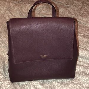 Kate spade blackpack 11.5 "w x 10.5 "h x 5.9 "d